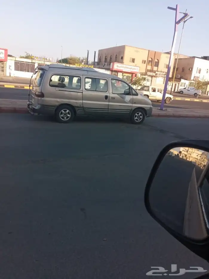 باص هونداي H1 للبيع موديل 2000 جوال 1