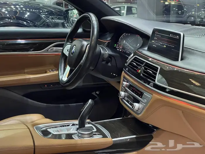 بي ام دبليو - 730 ال اي 2022 - 730li 25