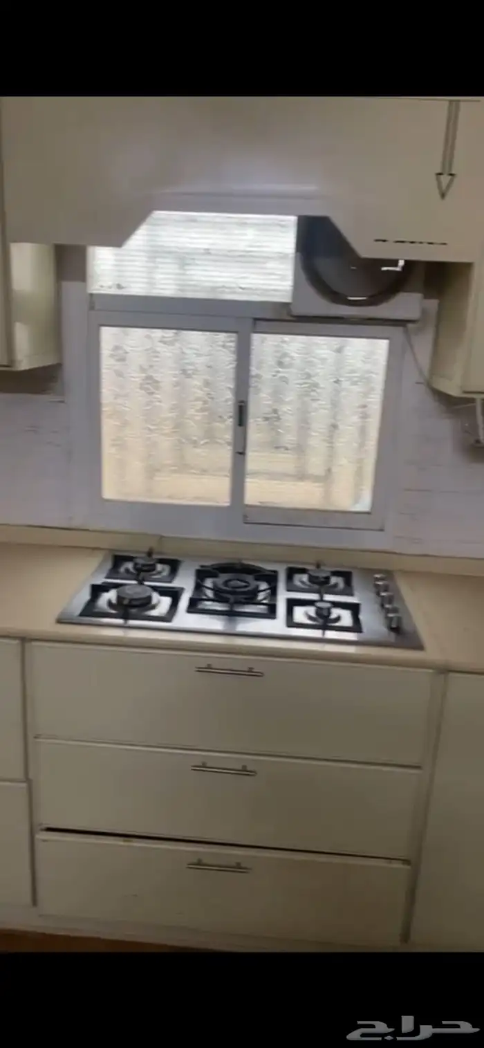 دولاب للبيع 0