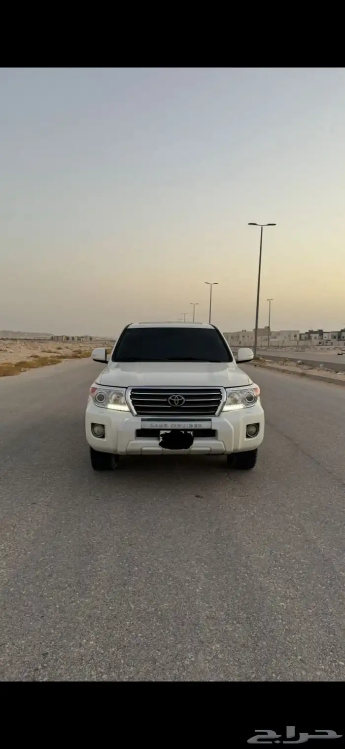 لاندكروزر 8