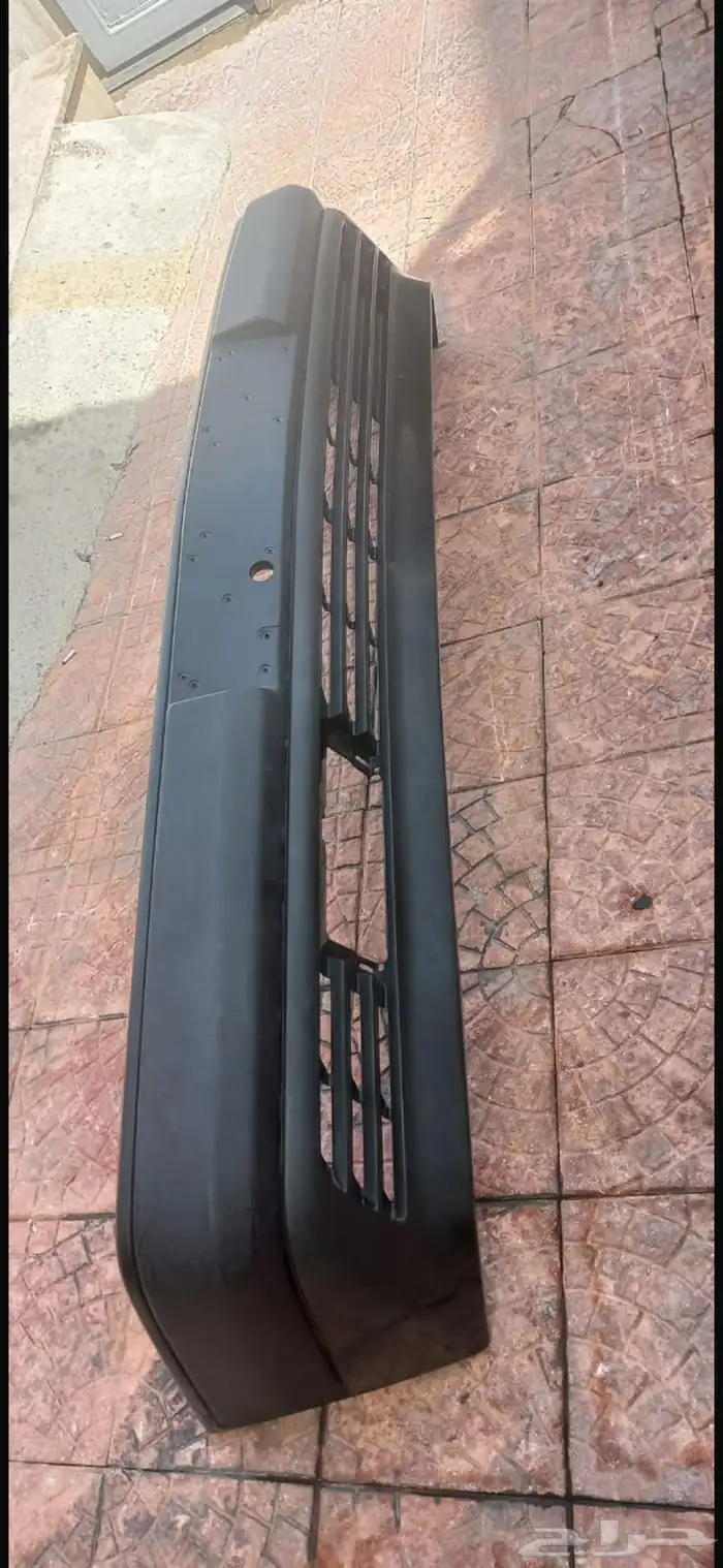 قطع غيار جديدة مرسيدس بنز فرخ شبح W124 0