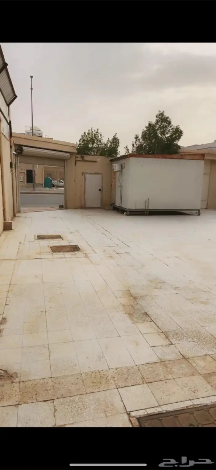 سكن للشركات والموسسات فيلا على شارع 40 تجاري للايجار 1