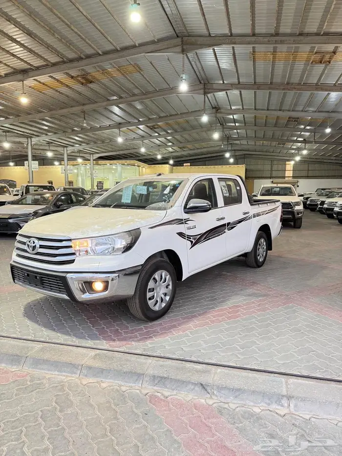 هايلوكس GLX2025 بنزين بدون دبل 11