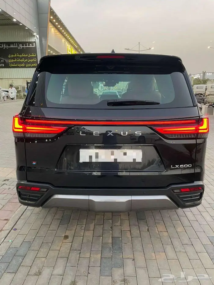 لكزس LX-600 VIP سعودي 2023 بلاك ادشن 14