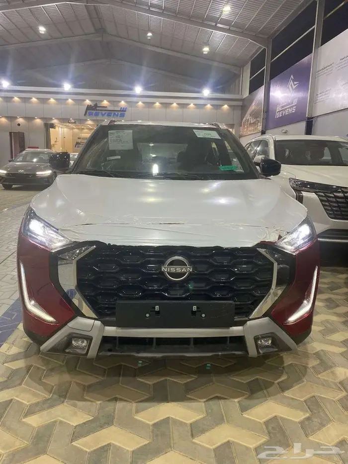 نيسان ماغنايت 8