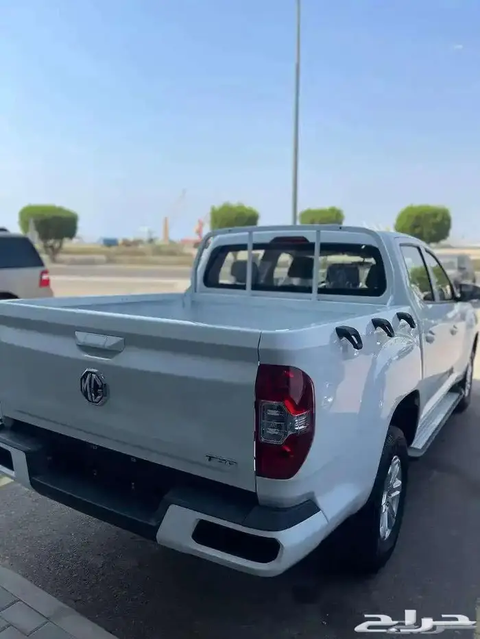 MG T60 لاكجري 2.0 جير اتوماتيك بنزين موديل 2024 4