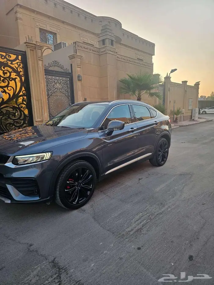 جيلي توجيلا موديل 2021 فل كامل لون اسود 16