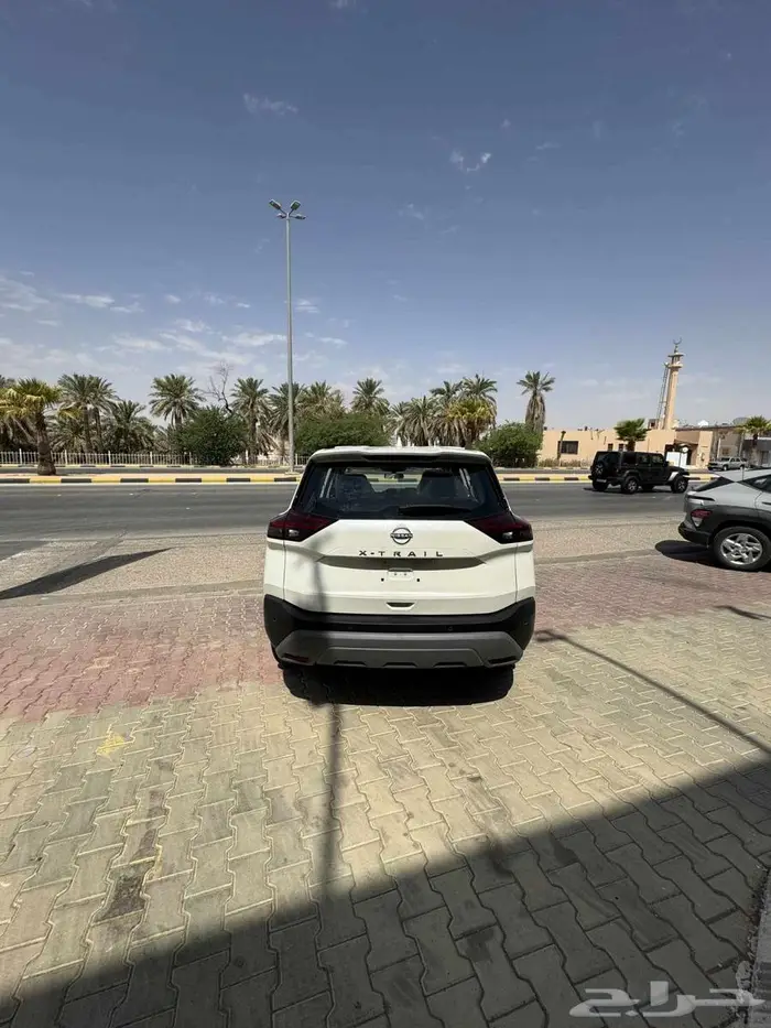 نيسان اكس تريل ستاندر بدون دبل 2025 ع 3