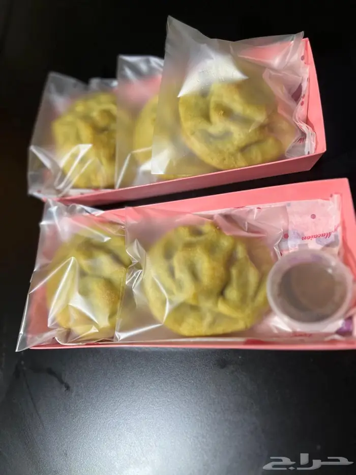 كويكز ومعمول وتمر محشي وورق عنب وملفوف 1