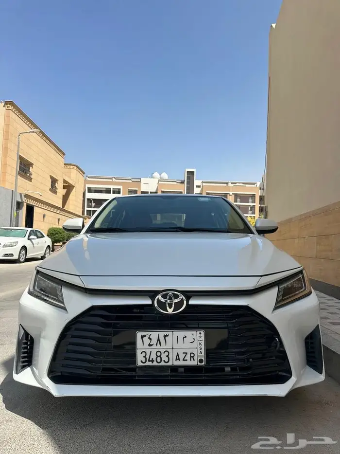 تويوتا يارس 2024 1