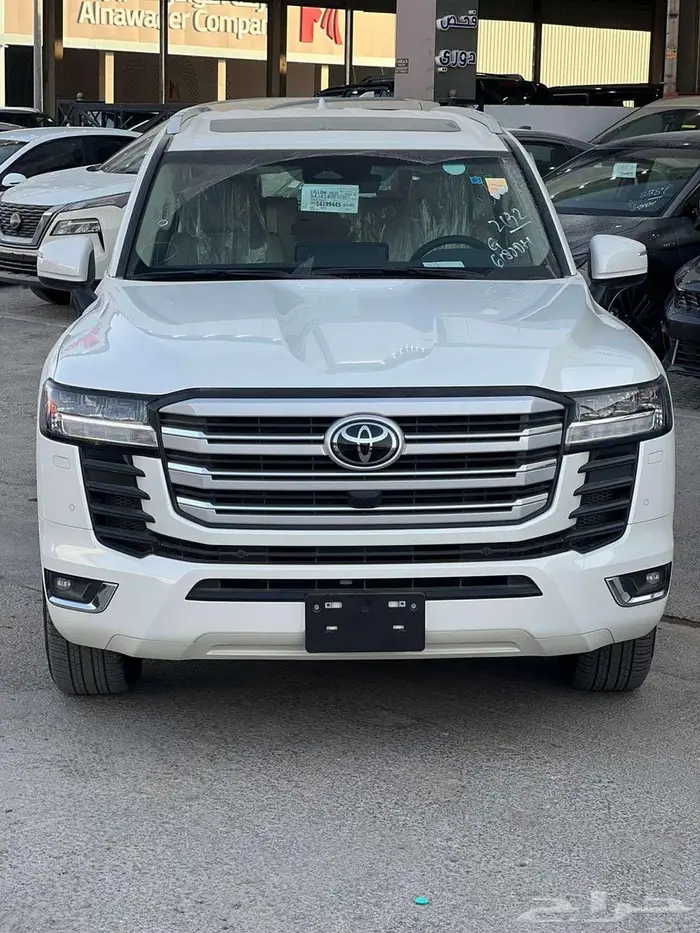 لاندكروزر GXR4 بنزين 2025 2