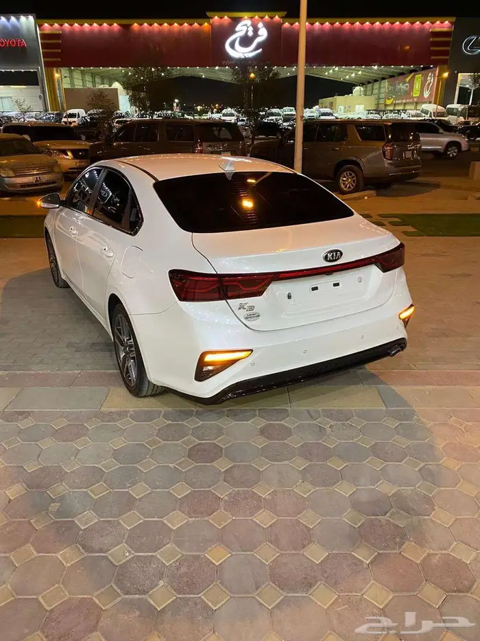 كيا سيراتو 2020 شاشة كاميرا مثبت سرعه مستورد 1.6 4