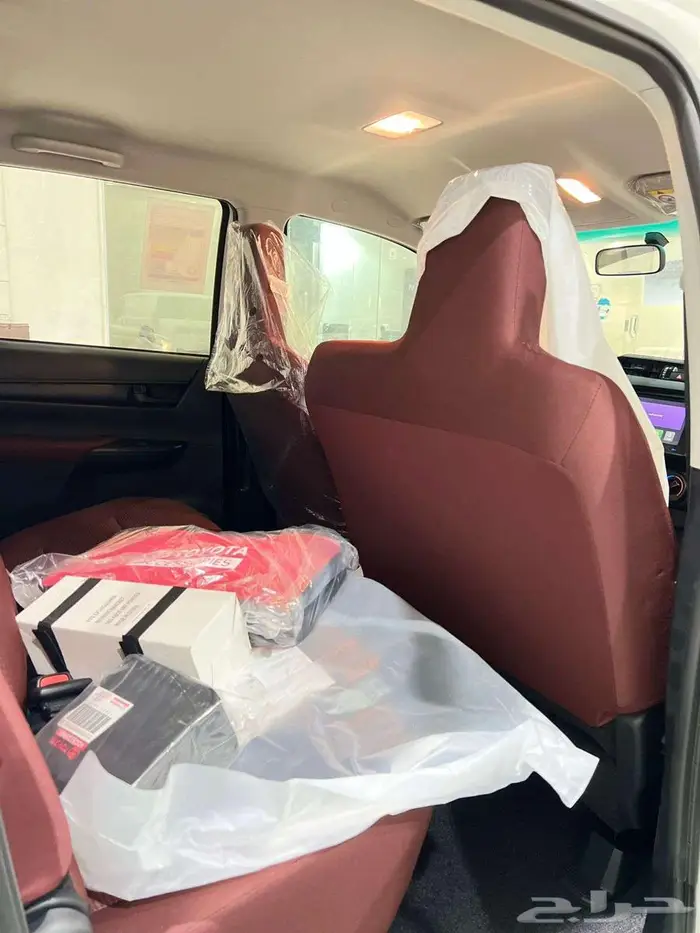 هايلكس غمارتين GL 2.4 ديزل بدون دبل 2025 10
