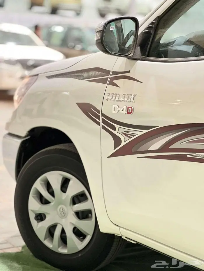 هايلكس غمارتين GL 2.4 ديزل بدون دبل 2025 14