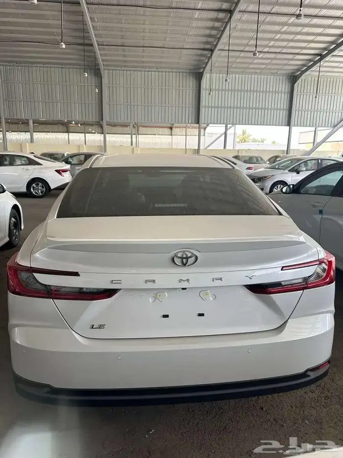 تويوتا كامري 2025 LE نص فل بنزين وهايبرد بانوراما 3