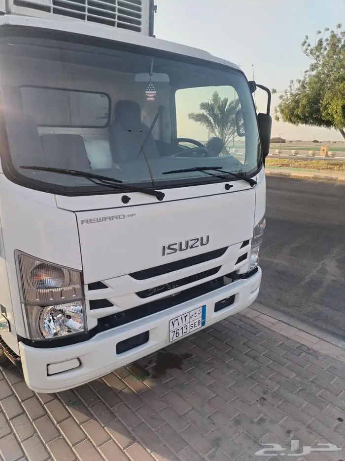 ايسوزو دينا براده موديل 2023 10