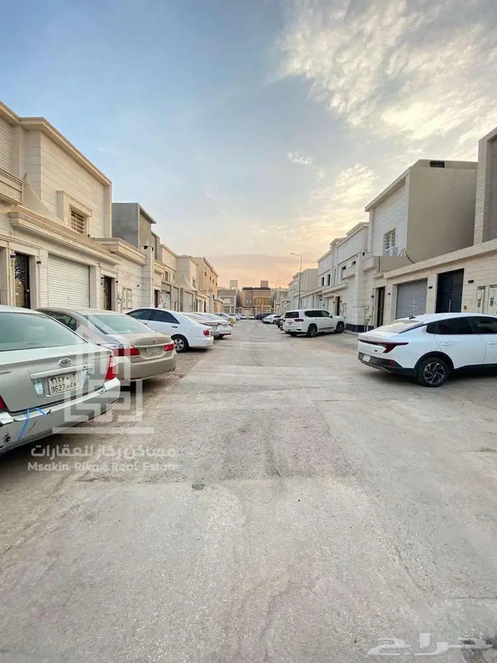 فيلا العمر في حي السعادة   راحة  أناقة  وموقع ذهبي 2