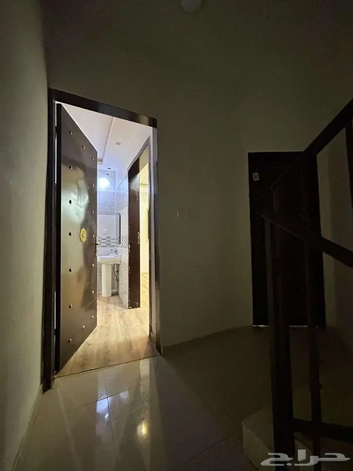 شقه للايجار في حي طويق الموسى 0