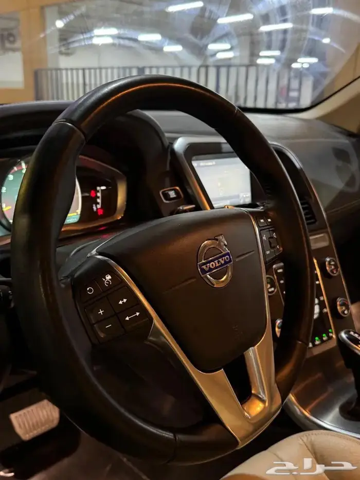 Volvo XC60 2014 مخزن ماشي قليل 0