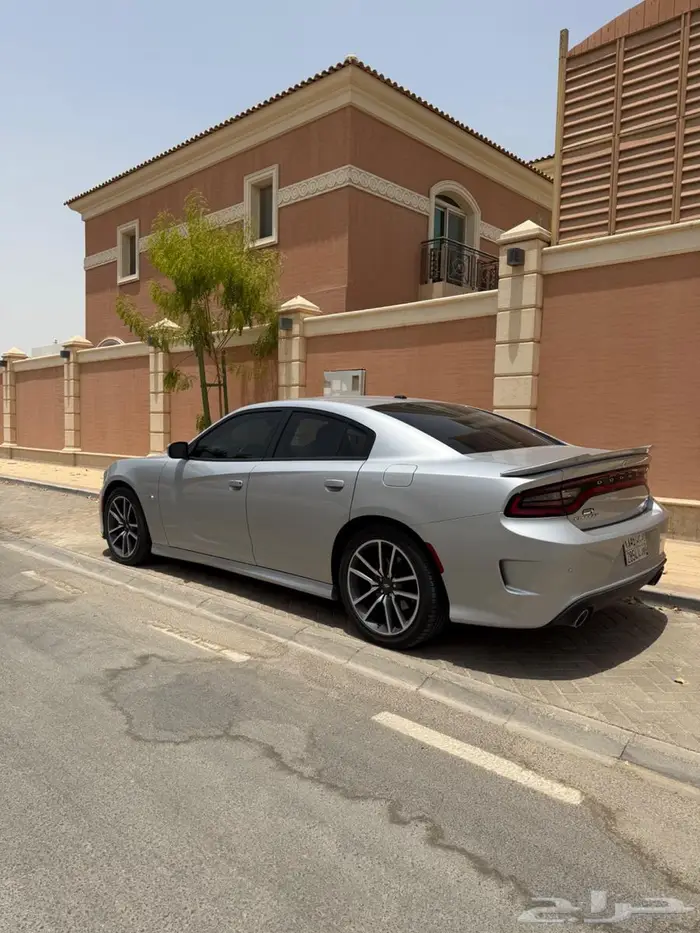 دودج تشارجر RT ممشى قليل 6