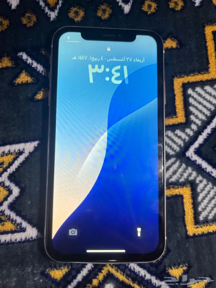 ايفون اكس ار 1