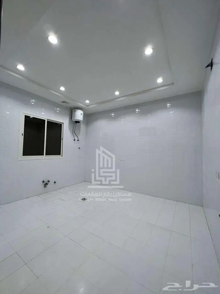 فيلا العمر في حي السعادة   راحة  أناقة  وموقع ذهبي 8