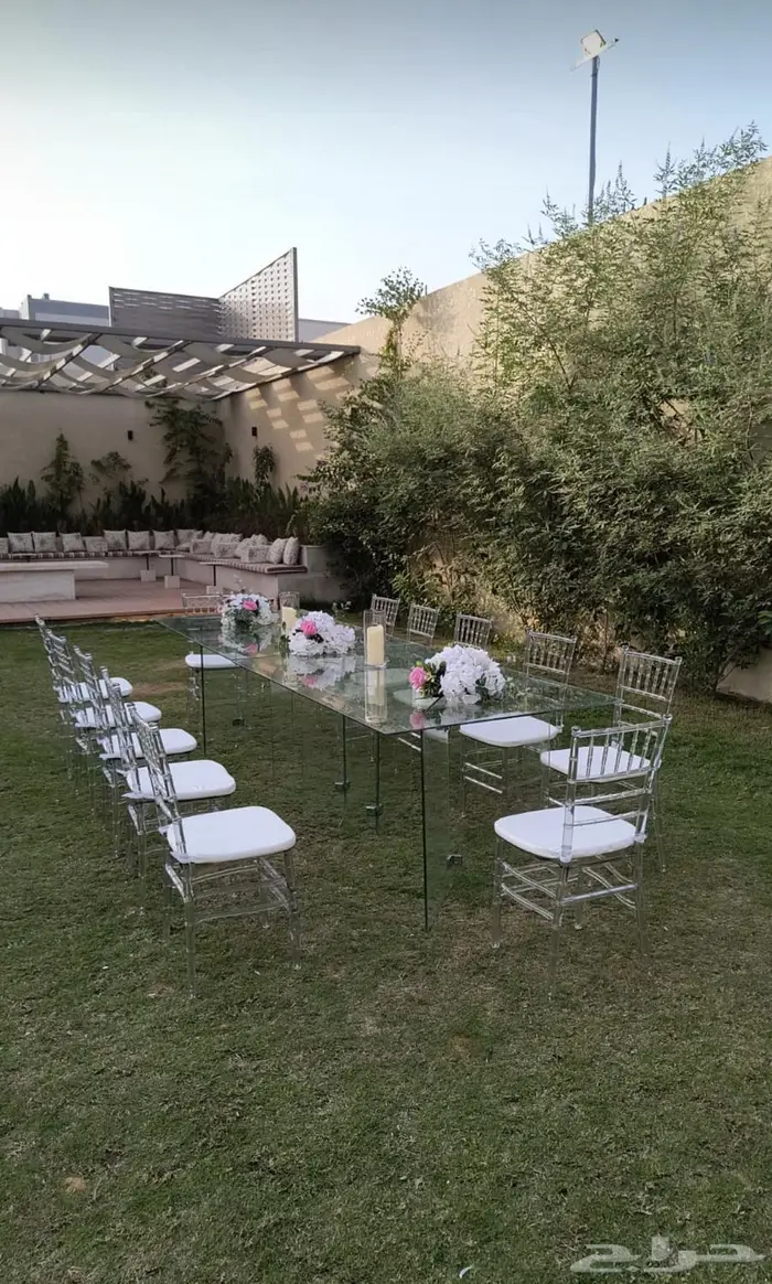طاولة عشاء للايجار 2