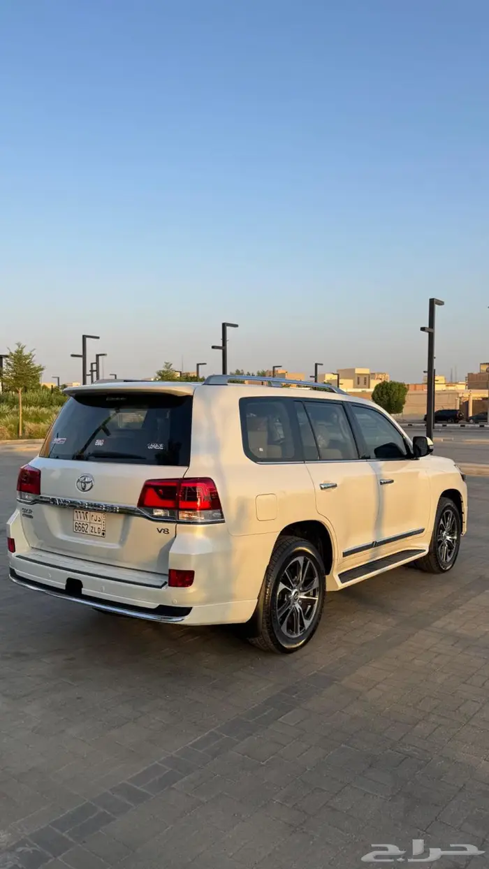 جيب GXR 2020 فل كامل ممشى 9 الاف سعودي 22