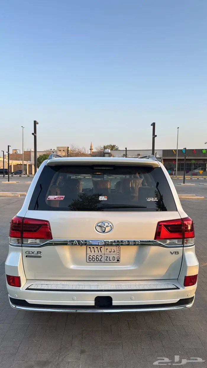 جيب GXR 2020 فل كامل ممشى 9 الاف سعودي 17
