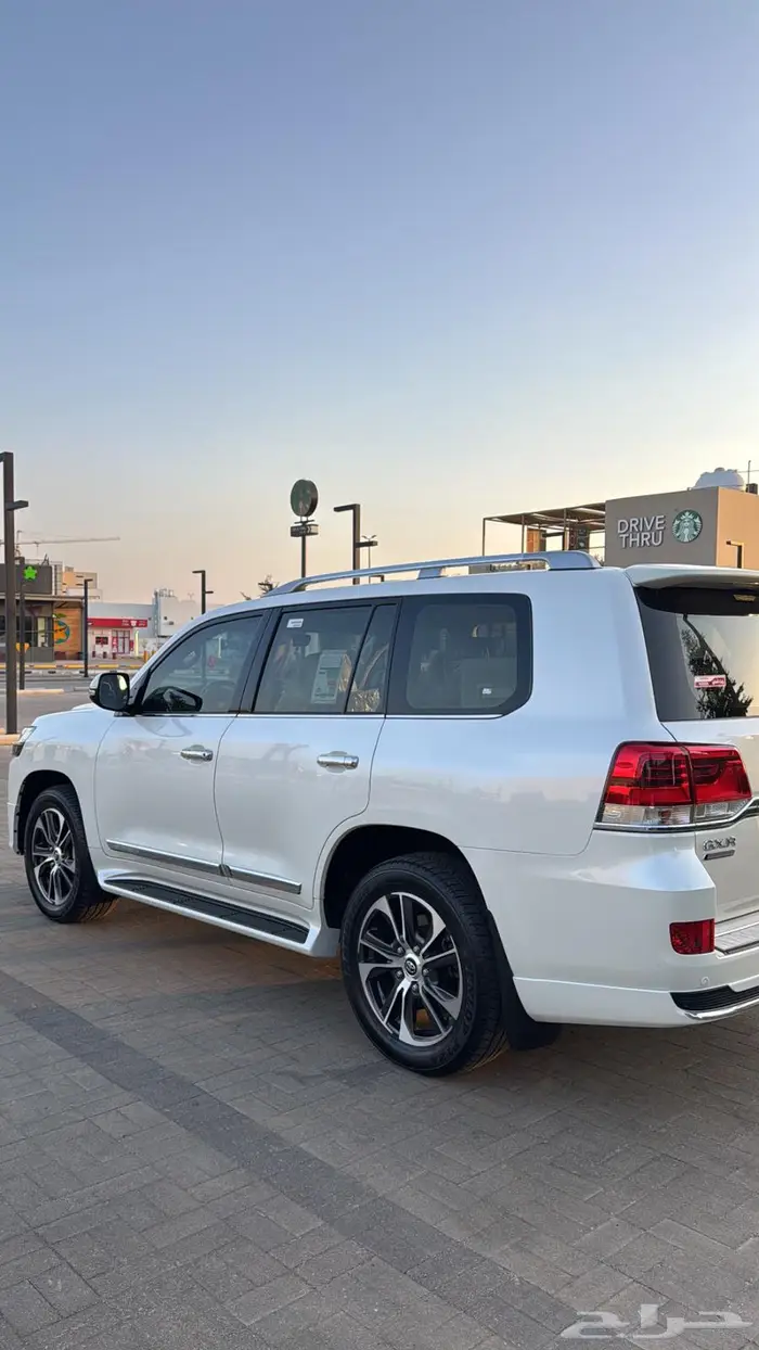جيب GXR 2020 فل كامل ممشى 9 الاف سعودي 26