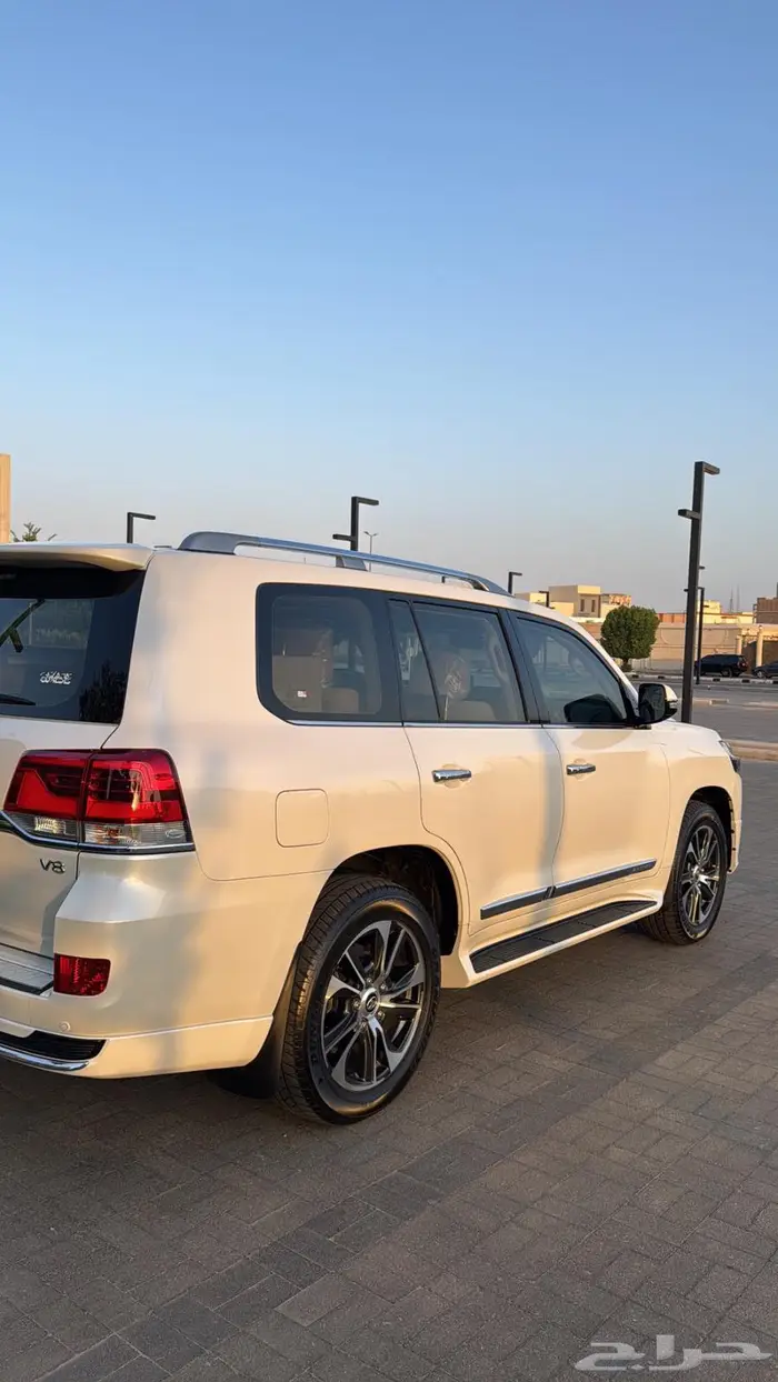 جيب GXR 2020 فل كامل ممشى 9 الاف سعودي 20