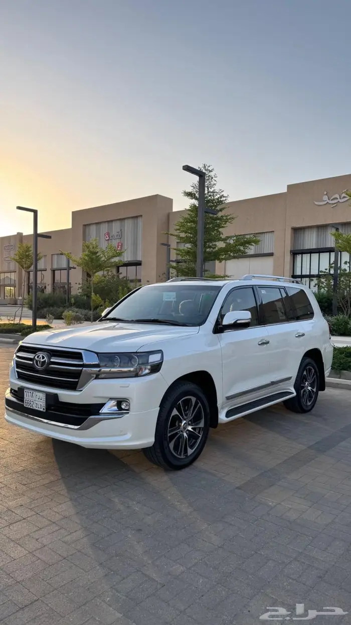 جيب GXR 2020 فل كامل ممشى 9 الاف سعودي 10