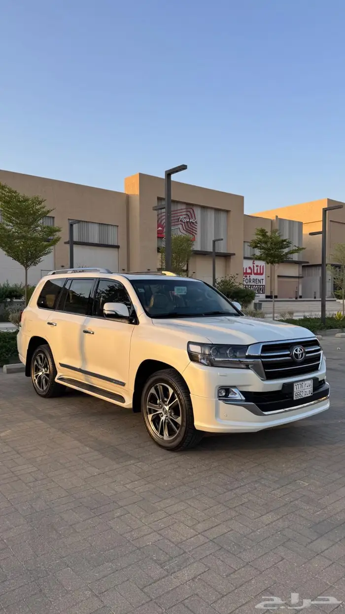 جيب GXR 2020 فل كامل ممشى 9 الاف سعودي 16