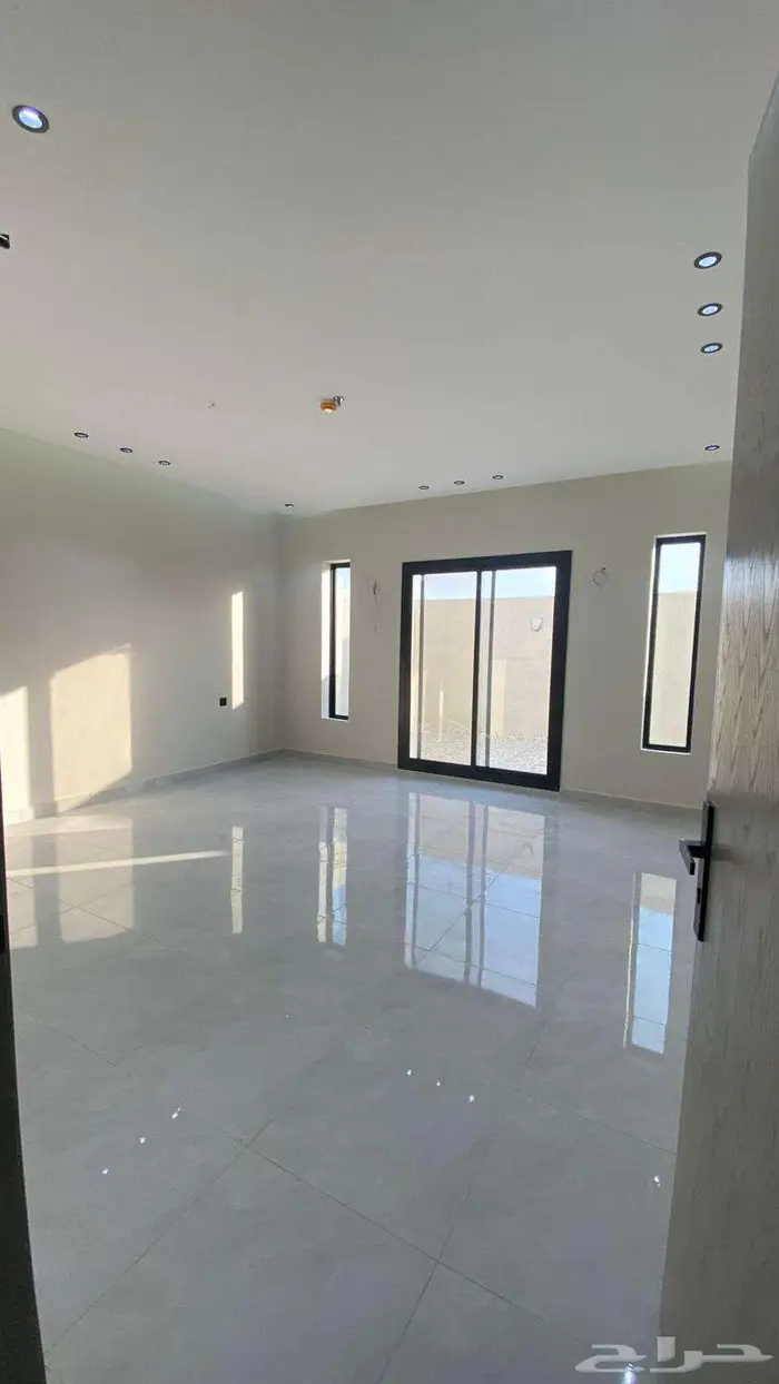 شقق وملحق للبيع بالقيم ب525 الف للشقق و 850 الف للملحق 3