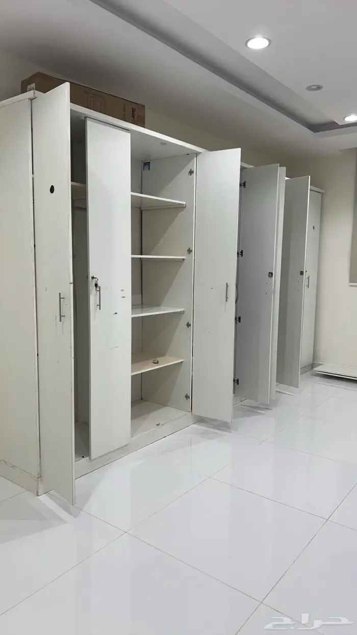 درج ملابس كبير 0