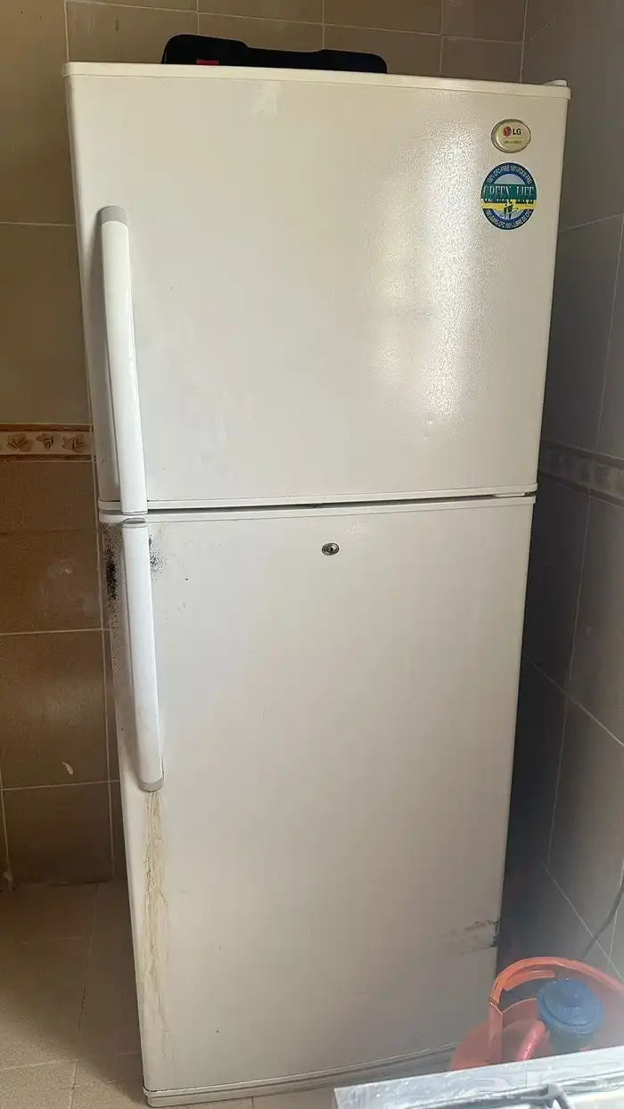 للبيع مكيفات كاريرا ويورك وثلاجه LG وغساله 1