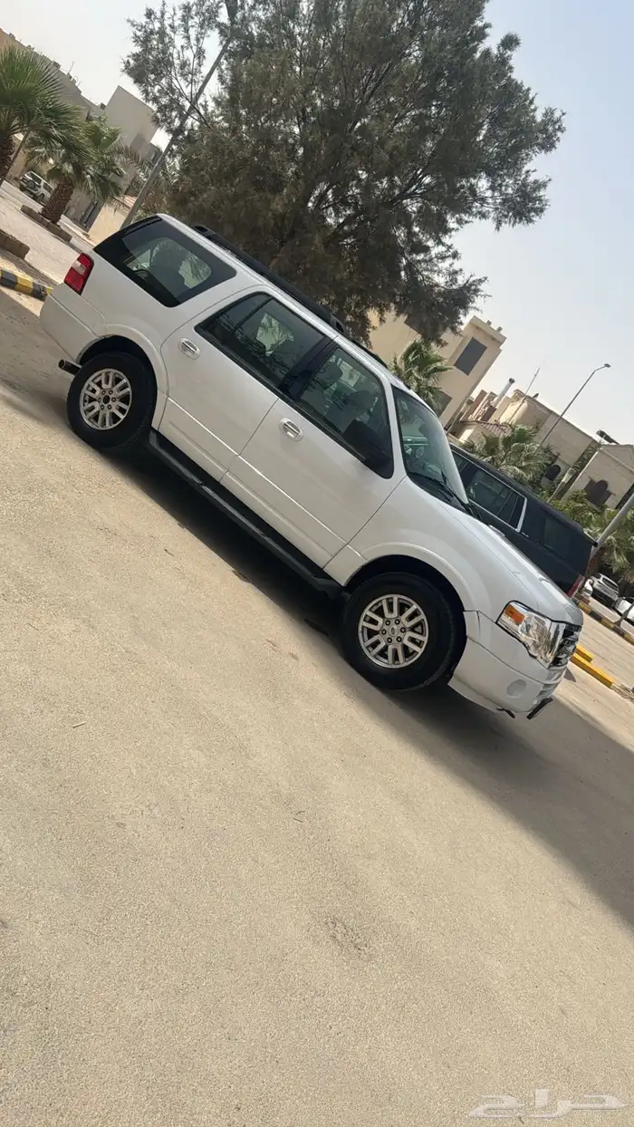 Expedition فورد توكيلات الجزيرة مخزن ماشي قليل 6