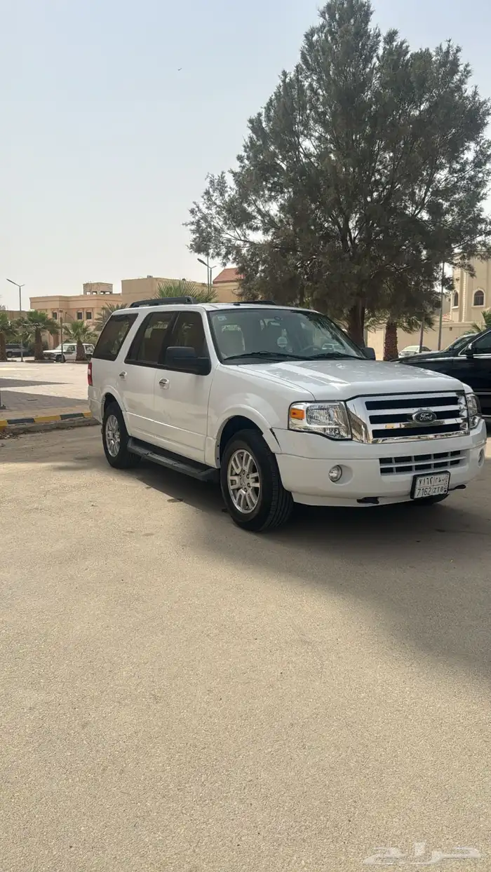 Expedition فورد توكيلات الجزيرة مخزن ماشي قليل 0
