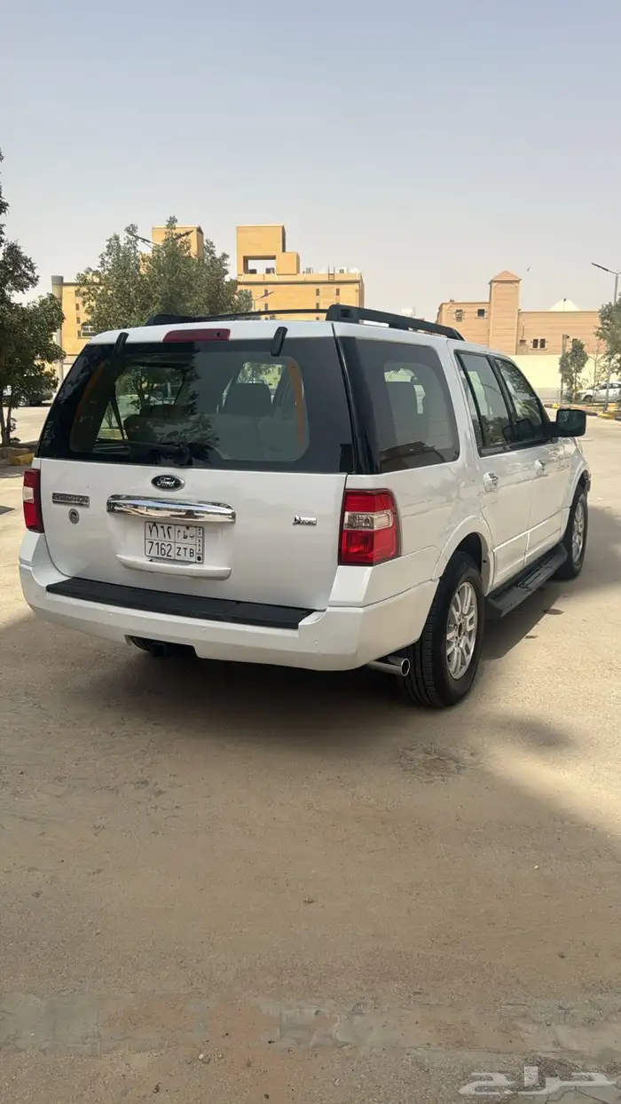 Expedition فورد توكيلات الجزيرة مخزن ماشي قليل 9