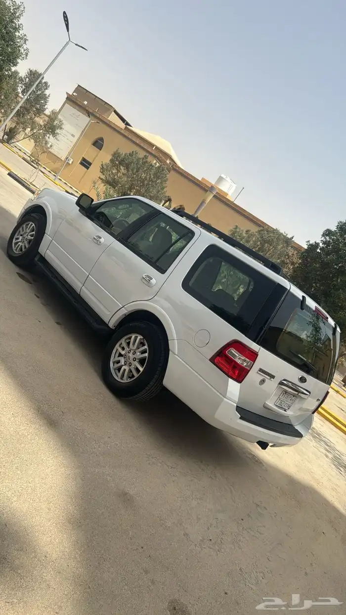 Expedition فورد توكيلات الجزيرة مخزن ماشي قليل 18