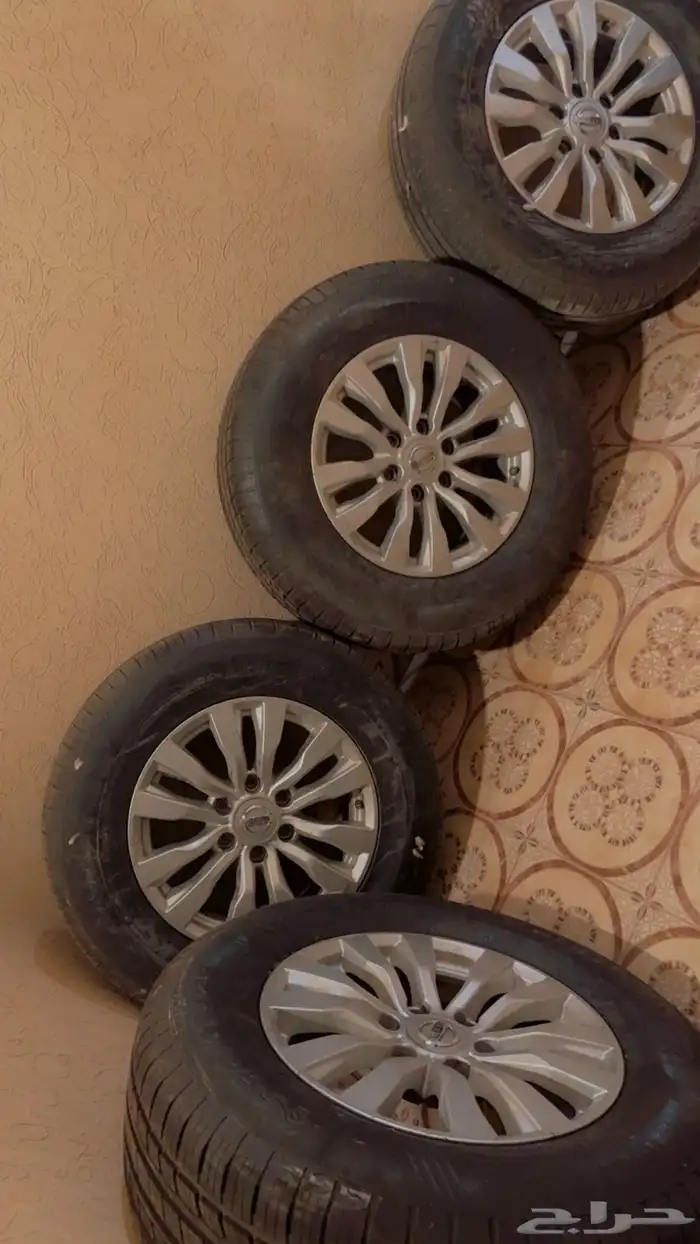 كفر مع جنوط جيب نيسان وكاله جديده سالمه من الخدوش 0