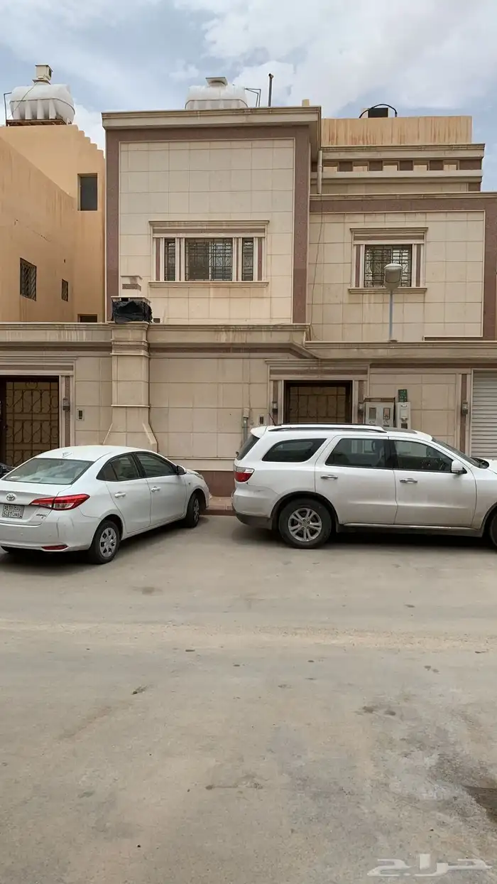 دور ارضى للايجار بحى اشبيليه 70 الف 0