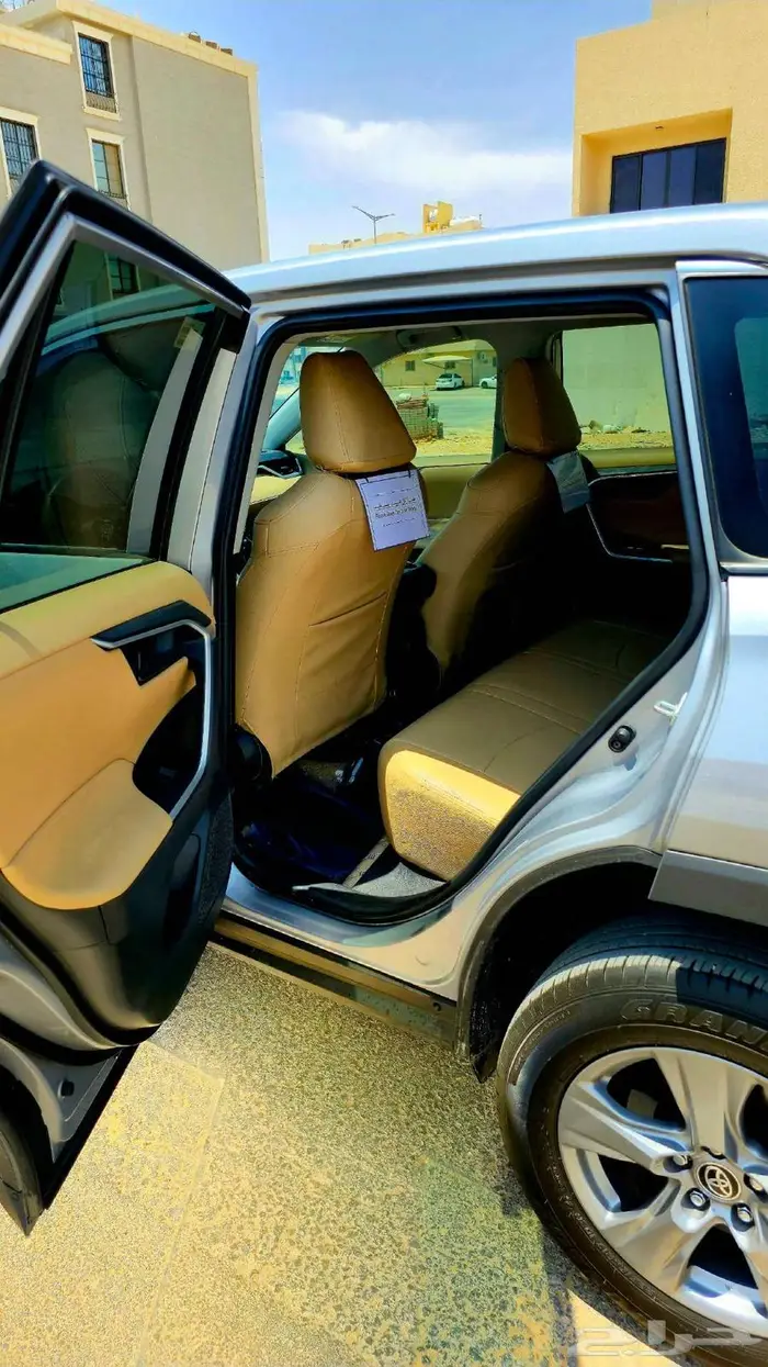 تويوتا راف4 2025 فئة LE 1