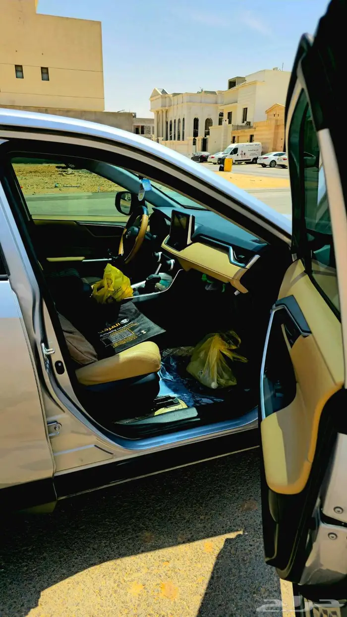 تويوتا راف4 2025 فئة LE 12