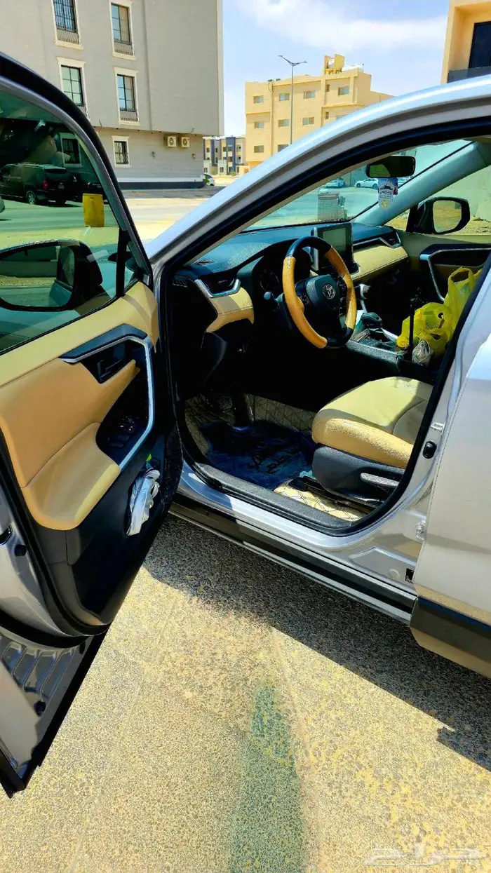 تويوتا راف4 2025 فئة LE 5