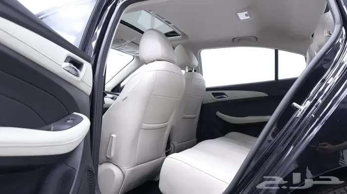 MG 5 لاكشيري 2024 7