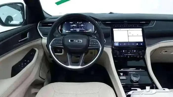 جراند شروكي جيب 7 راكب 2023 لمتيد 6