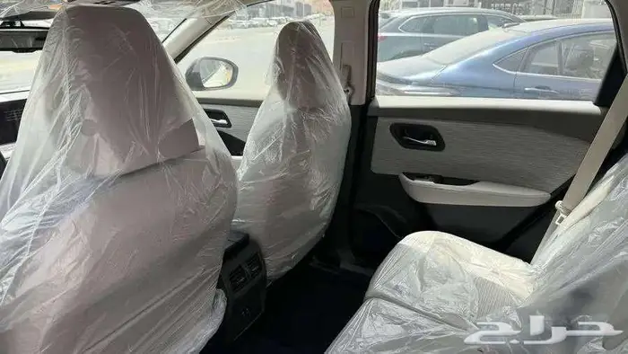 نيسان اكس تريل نص فل بلس موديل 2025 6