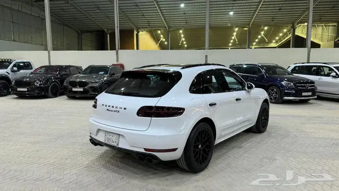 بورش ماكان GTS 2017 4