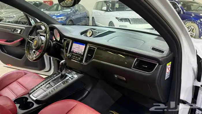 بورش ماكان GTS 2017 13